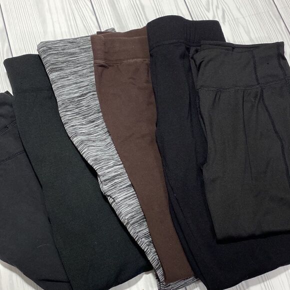 Bundle of 5 Size Small Leggings. Various brands. - Picture 3 of 3
